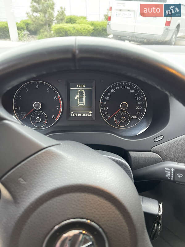 Седан Volkswagen Jetta 2011 в Запоріжжі фото 6 Седан Volkswagen Jetta 2011 в Запоріжжі