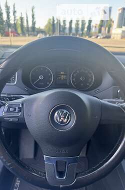 Седан Volkswagen Jetta 2014 в Киеве