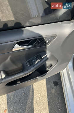 Седан Volkswagen Jetta 2013 в Недригайлове