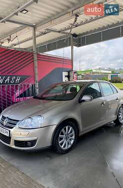 Седан Volkswagen Jetta 2009 в Білій Церкві