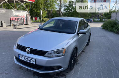 Седан Volkswagen Jetta 2011 в Львове