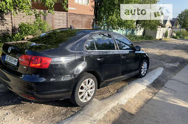 Седан Volkswagen Jetta 2013 в Дніпрі