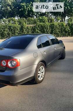 Седан Volkswagen Jetta 2007 в Днепре