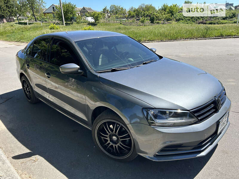 Седан Volkswagen Jetta 2016 в Верхнеднепровске