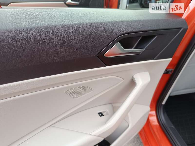 Седан Volkswagen Jetta 2019 в Фастове