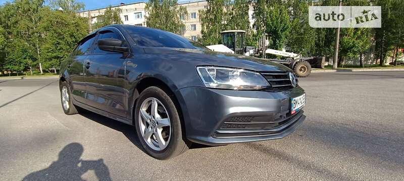 Седан Volkswagen Jetta 2015 в Сумах