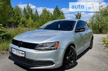 Седан Volkswagen Jetta 2013 в Звягеле