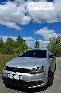 Седан Volkswagen Jetta 2013 в Звягеле