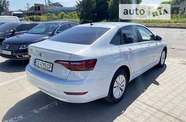 Седан Volkswagen Jetta 2018 в Черновцах