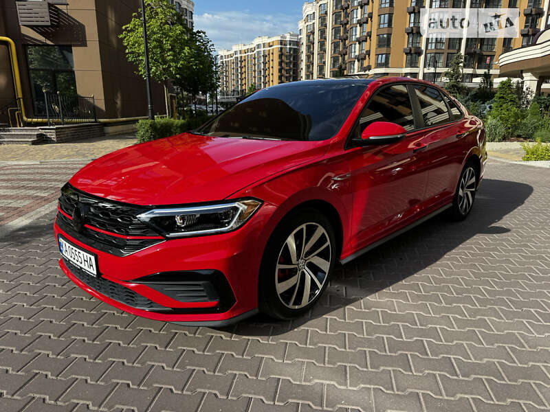 Седан Volkswagen Jetta 2019 в Києві