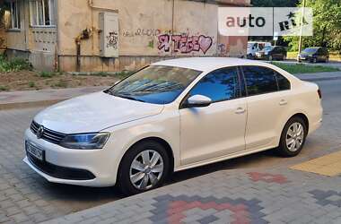 Седан Volkswagen Jetta 2012 в Луцьку