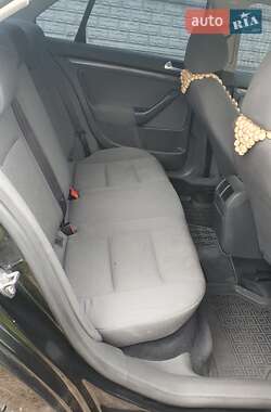 Седан Volkswagen Jetta 2006 в 