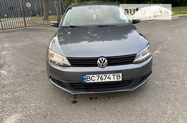 Седан Volkswagen Jetta 2010 в Новояворовске