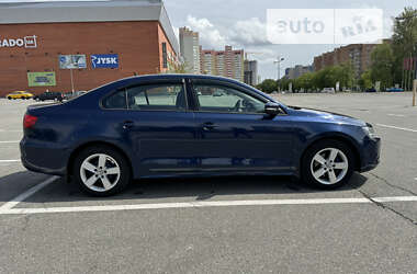 Седан Volkswagen Jetta 2011 в Киеве