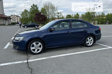 Седан Volkswagen Jetta 2011 в Киеве