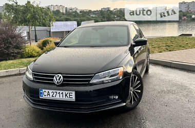 Седан Volkswagen Jetta 2015 в Умани