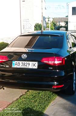 Седан Volkswagen Jetta 2015 в Тульчині