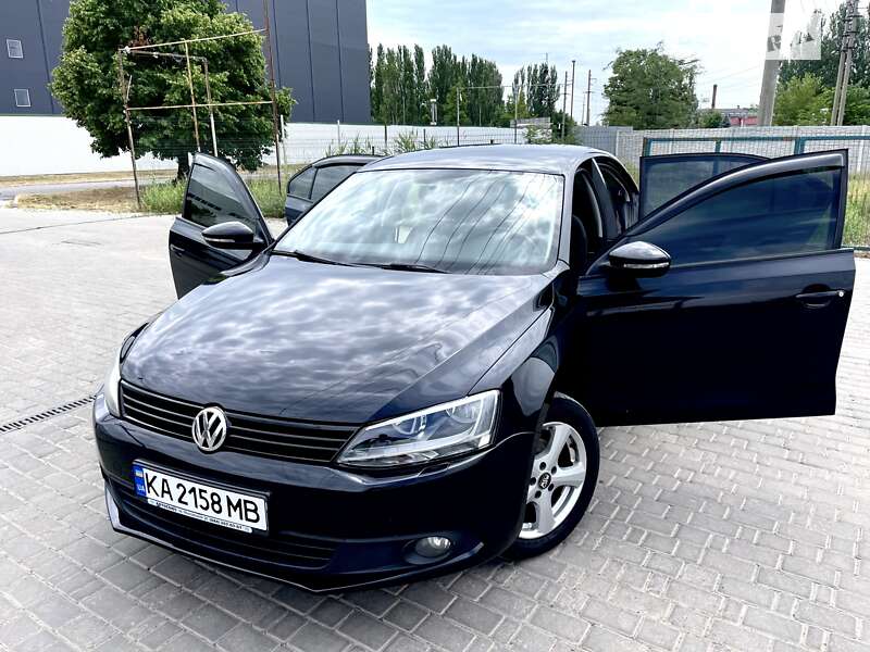 Седан Volkswagen Jetta 2012 в Херсоне