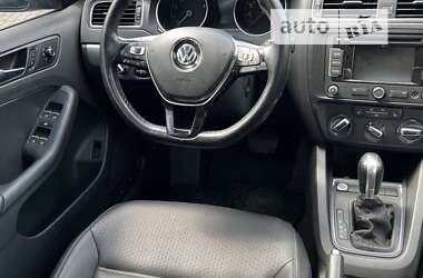 Седан Volkswagen Jetta 2014 в Кривому Розі