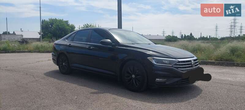 Седан Volkswagen Jetta 2019 в Кременчуге