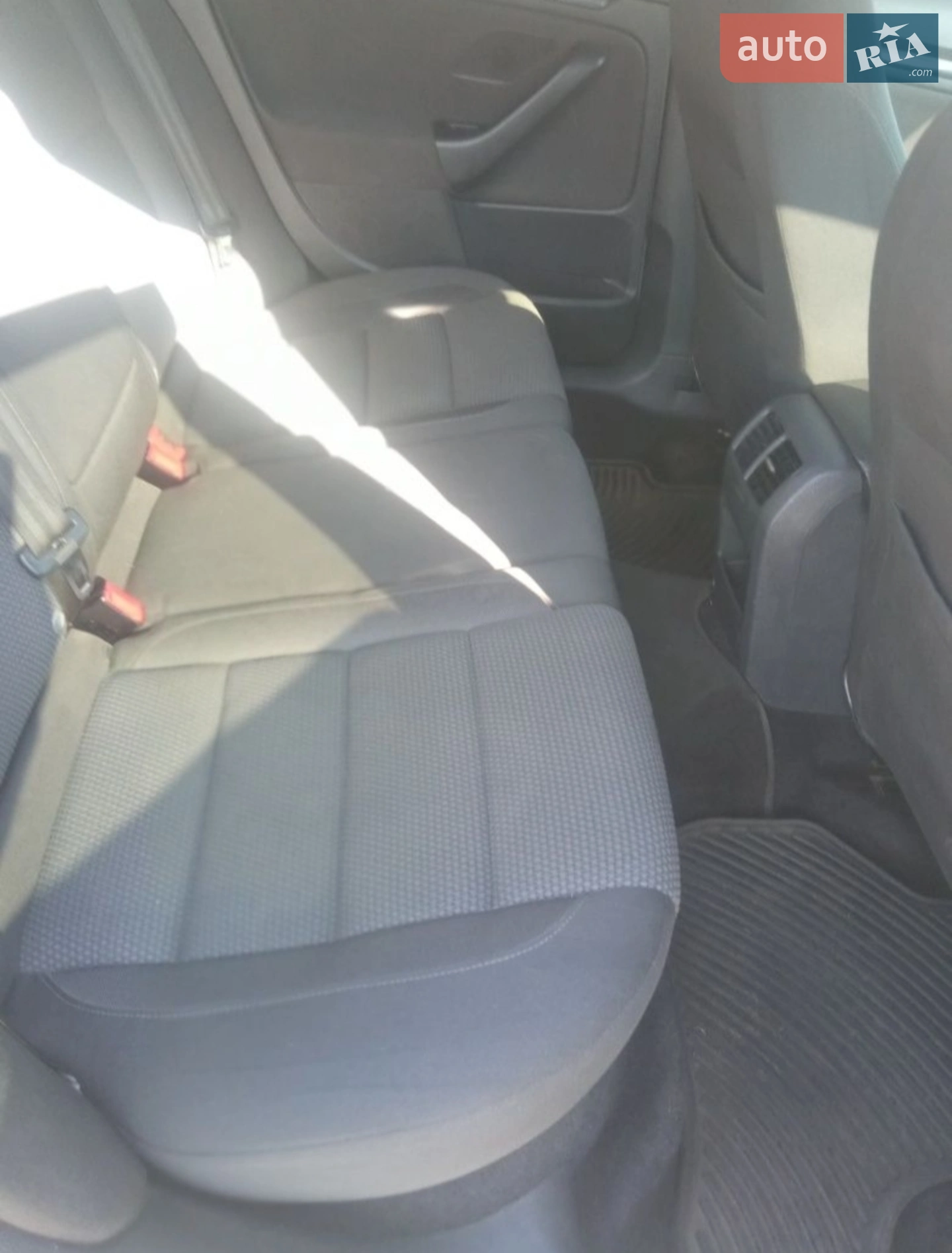 2012 Volkswagen Jetta - мініатюра 4