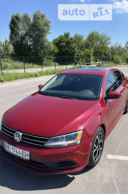 Седан Volkswagen Jetta 2015 в Львове