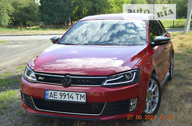 Седан Volkswagen Jetta 2012 в Дніпрі