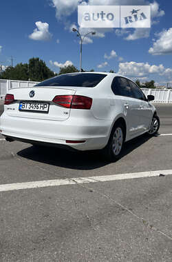 Седан Volkswagen Jetta 2015 в Полтаве