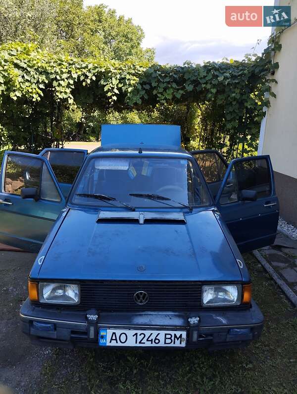 Седан Volkswagen Jetta 1982 в Иршаве
