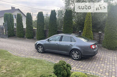 Седан Volkswagen Jetta 2007 в Івано-Франківську