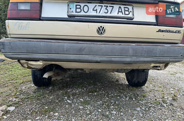 Седан Volkswagen Jetta 1988 в 