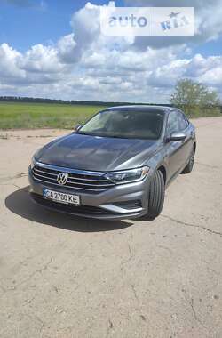 Седан Volkswagen Jetta 2018 в Тальном