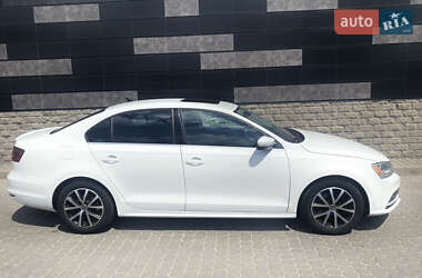 Седан Volkswagen Jetta 2017 в 