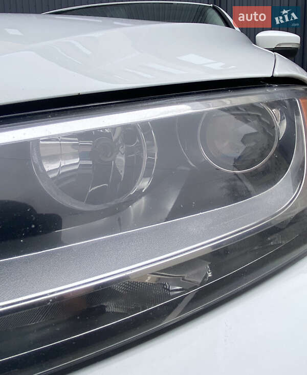 Седан Volkswagen Jetta 2017 в Львове