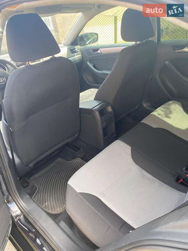 Седан Volkswagen Jetta 2017 в Тячеві