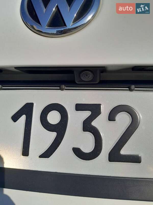 Седан Volkswagen Jetta 2017 в Львові