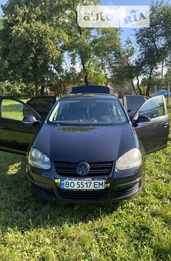 Седан Volkswagen Jetta 2005 в Борщеві