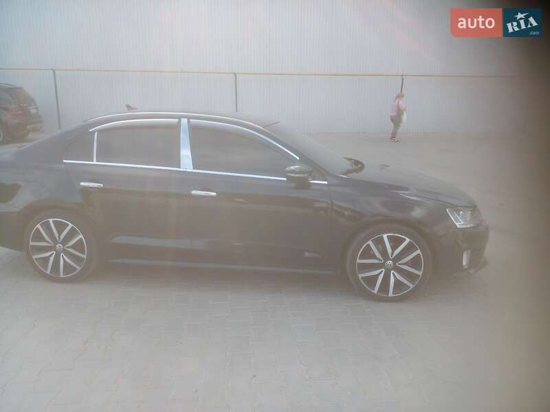 Седан Volkswagen Jetta 2014 в Подольске