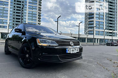 Седан Volkswagen Jetta 2012 в Днепре