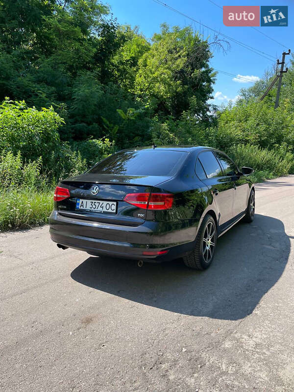 Седан Volkswagen Jetta 2015 в Білій Церкві