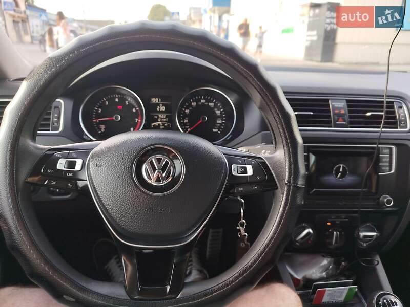 Седан Volkswagen Jetta 2016 в Каменец-Подольском