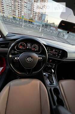 Седан Volkswagen Jetta 2018 в Харькове