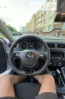 Седан Volkswagen Jetta 2014 в Києві