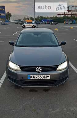 Седан Volkswagen Jetta 2013 в Киеве