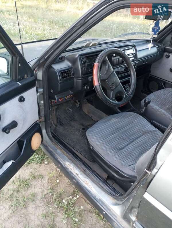 Седан Volkswagen Jetta 1991 в Львове