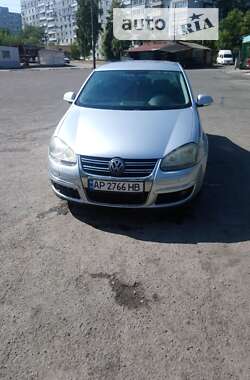 Седан Volkswagen Jetta 2006 в Запоріжжі