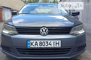 Седан Volkswagen Jetta 2014 в Киеве