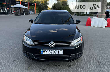 Седан Volkswagen Jetta 2012 в Полтаві