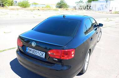 Седан Volkswagen Jetta 2014 в Николаеве