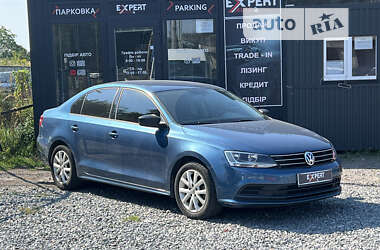 Седан Volkswagen Jetta 2014 в Львове